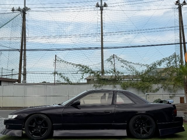 c836e1f968bdad0603b5b1e9ec9fd3f3.jpg
