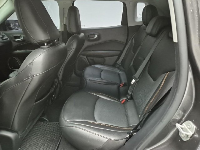 5121502455R11.jpg