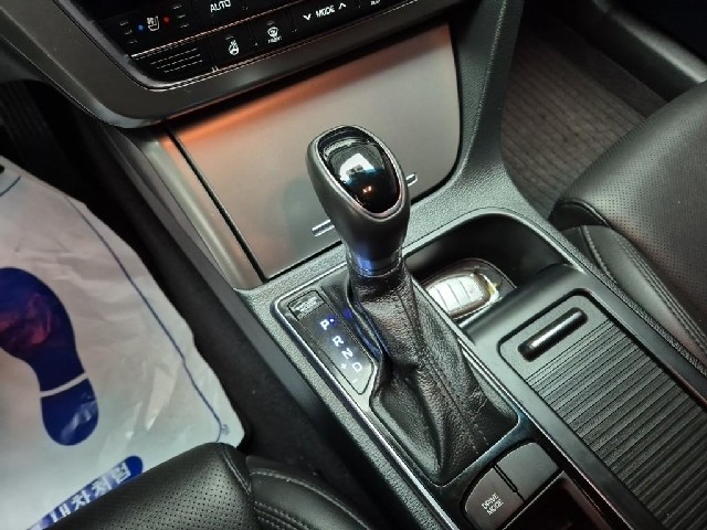 6011001898R8.jpg