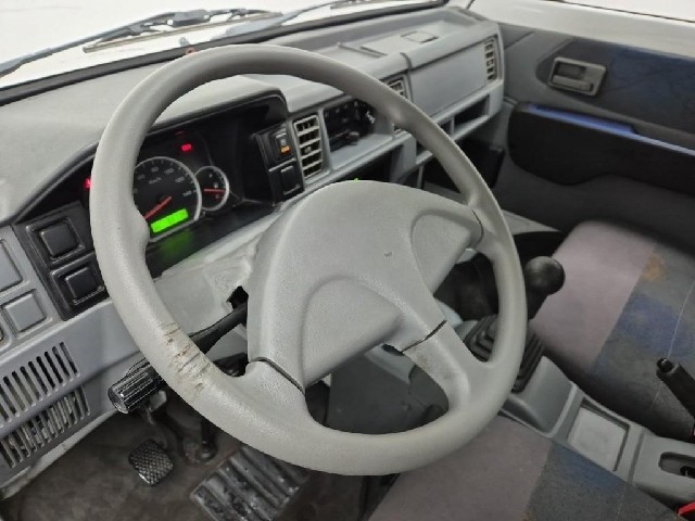 6021001212R8.jpg