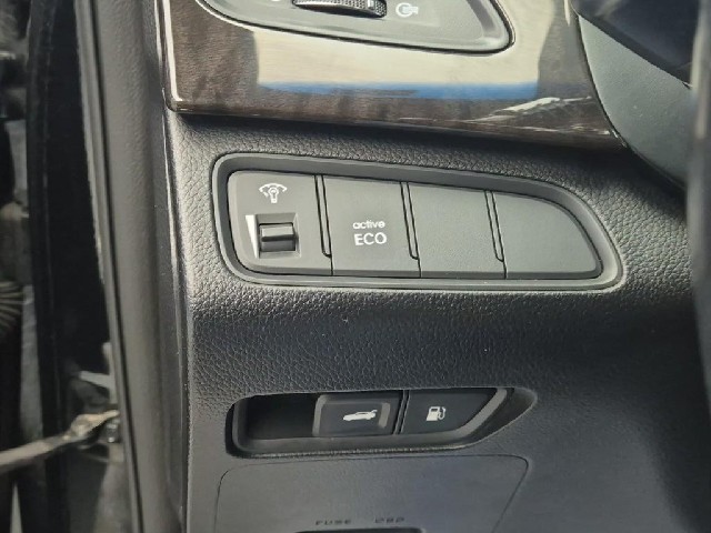 6011003195R17.jpg