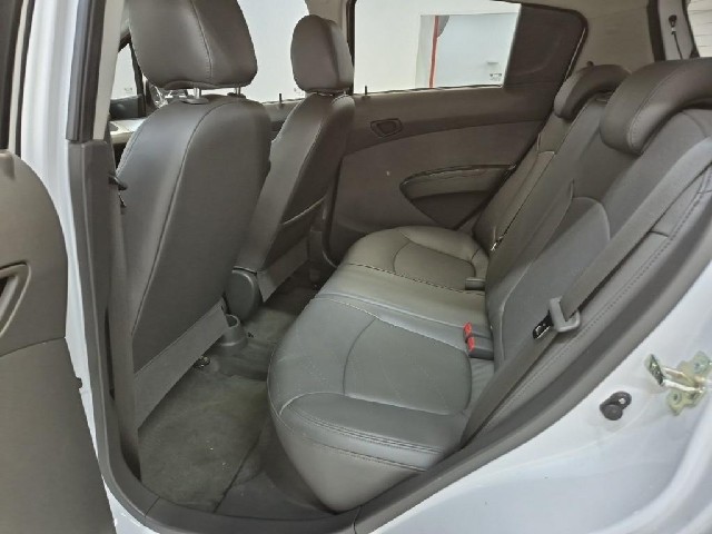 6061500765R12.jpg