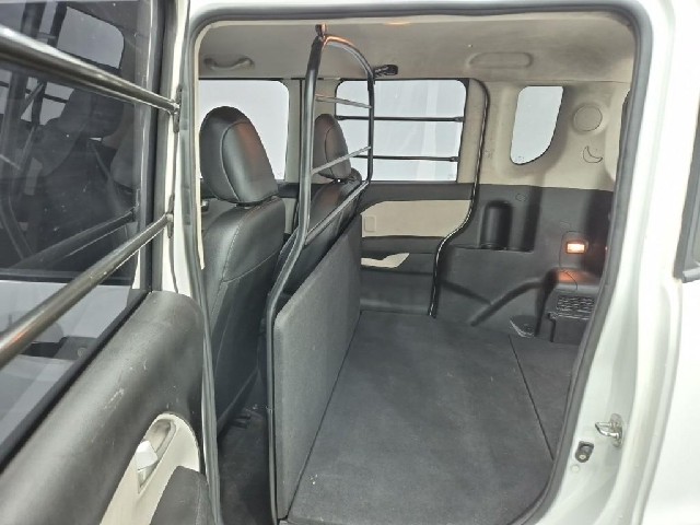 6081001543R12.jpg