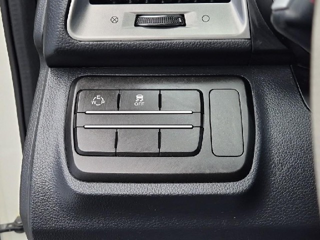 5041002734R17.jpg