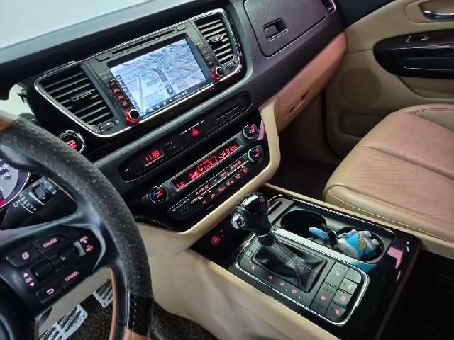 5061000690R10.jpg