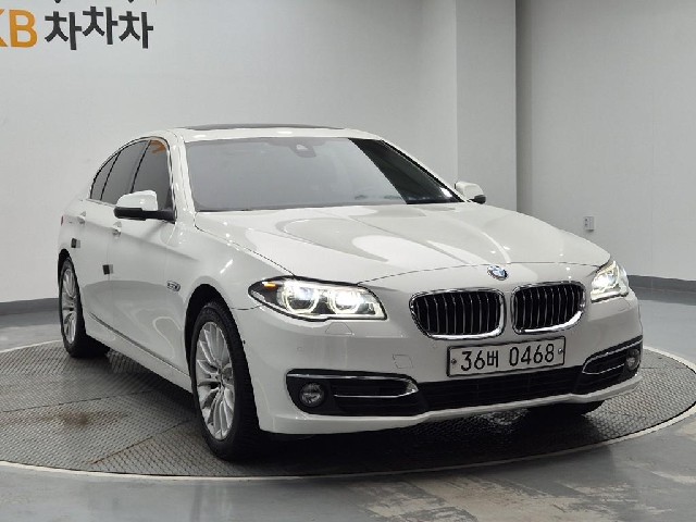 6081000008R4.jpg