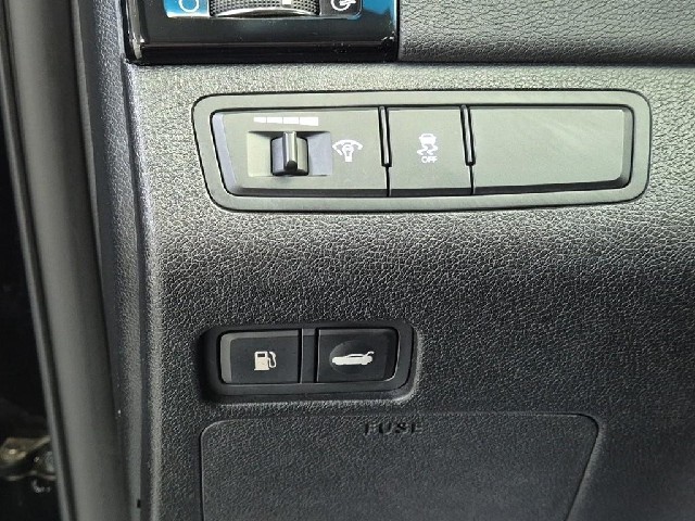 5101500425R18.jpg