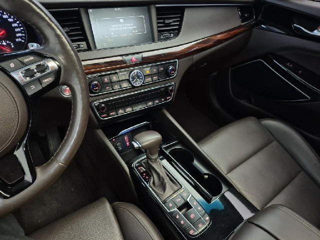 6031500439R10.jpg