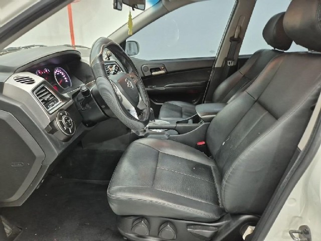 6081000484R11.jpg
