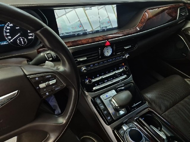 6071502275R10.jpg