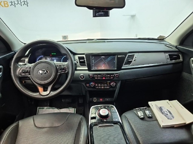 6081500939R7.jpg