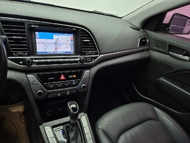 6081000937R10.jpg