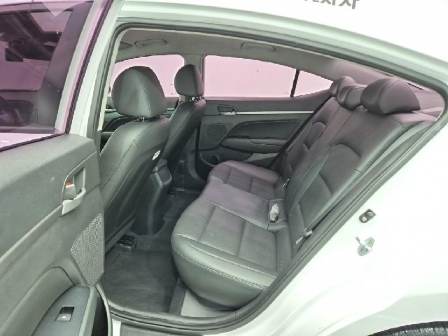 6081000937R12.jpg