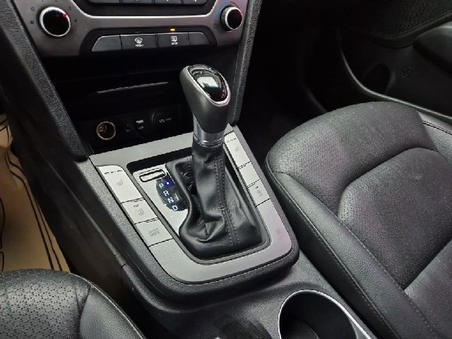 6081000937R8.jpg