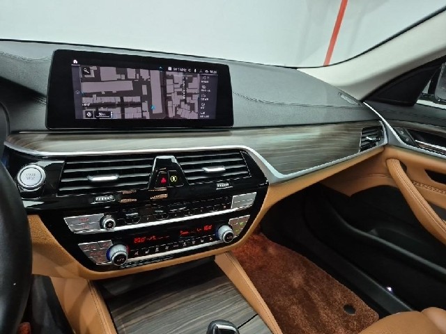 6081501248R10.jpg