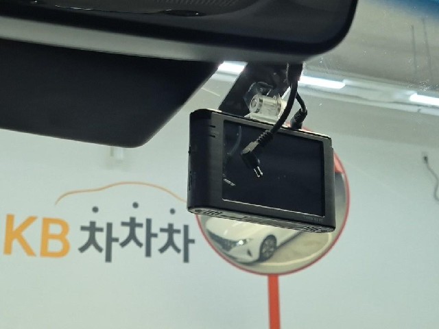 6081501187R16.jpg