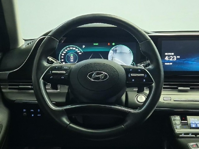 6081501187R9.jpg