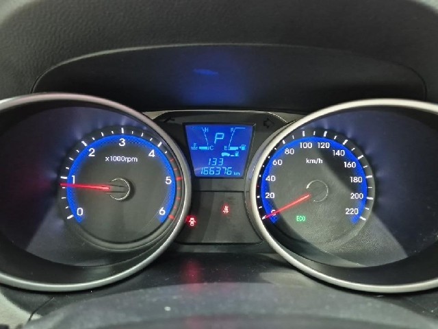 6081001853R6.jpg