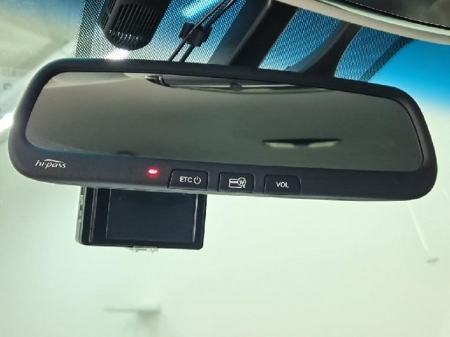 5121500257R17.jpg