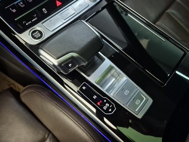 6081500794R8.jpg