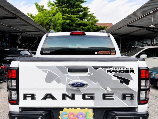 e7147d7bbb3d280ec1c5cbef8a2f8e47.jpeg
