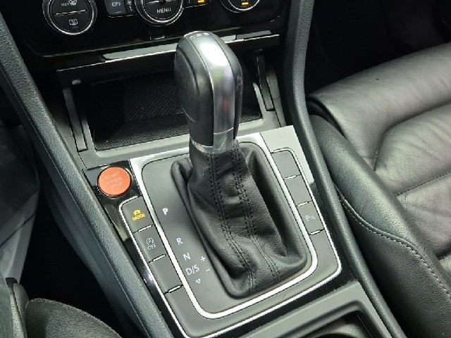 6081000499R8.jpg