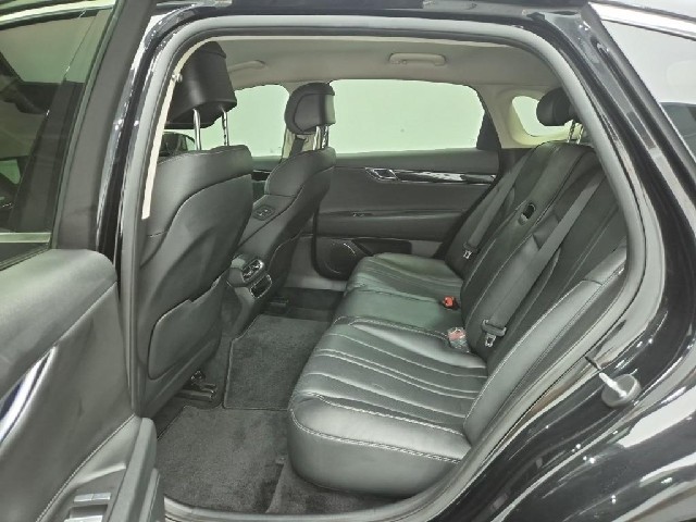 6071500676R12.jpg