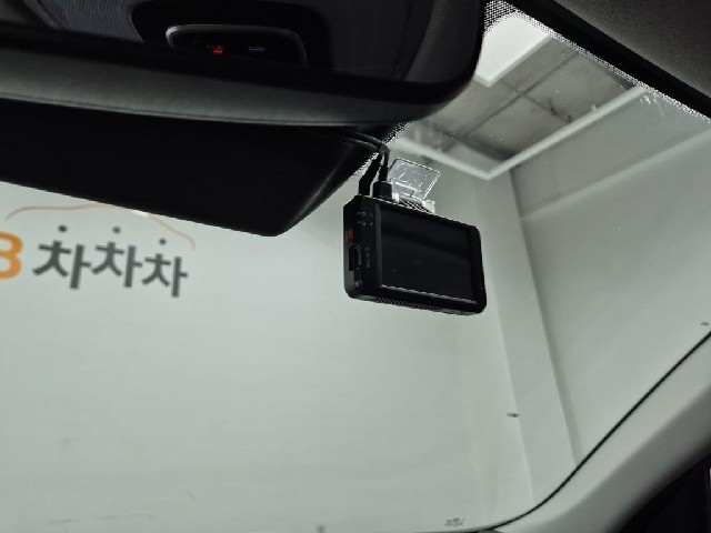6081000897R16.jpg