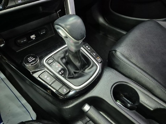 6081000595R8.jpg