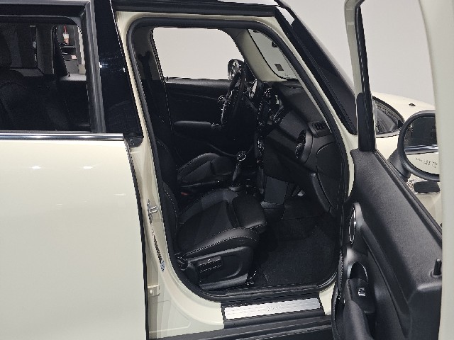 08d7f750fd922fef22de100efaa7701e.jpeg