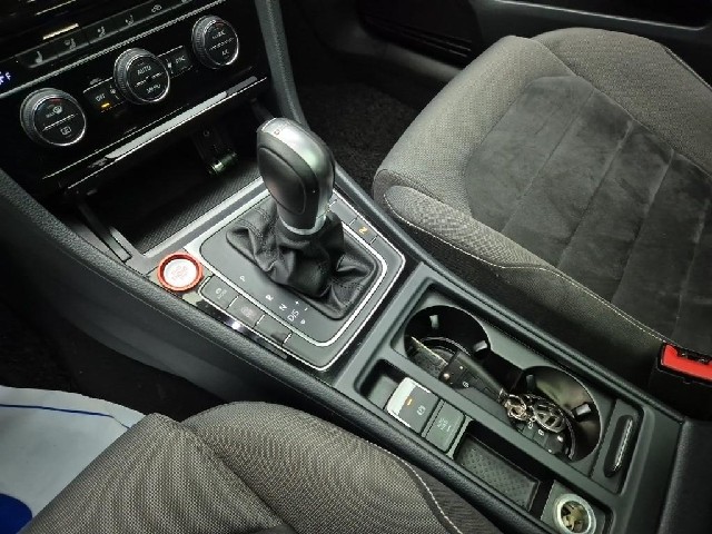 5111002109R8.jpg