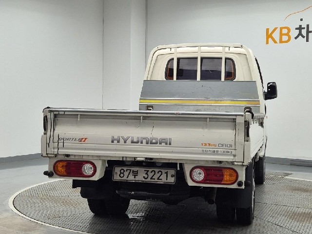 6081000656R3.jpg