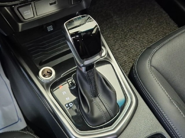 6071500715R8.jpg
