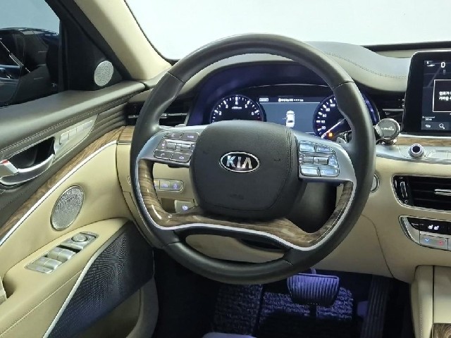 6081001093R9.jpg
