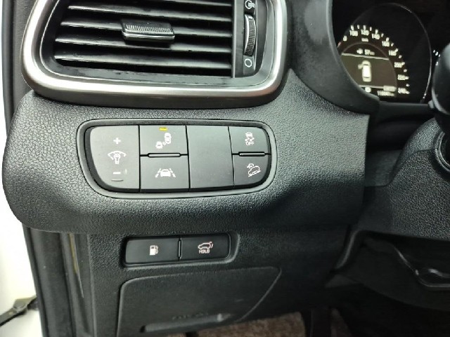 6071001276R18.jpg