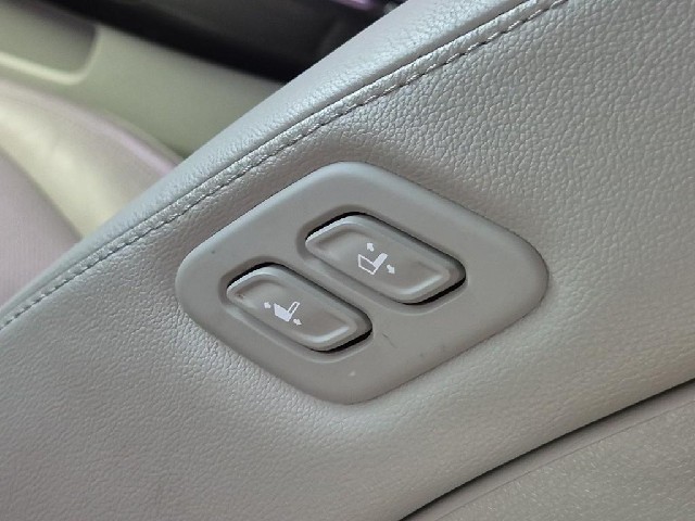 6071501933R17.jpg