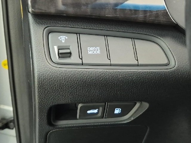 6071500797R18.jpg