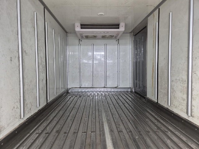 6071002256R15.jpg