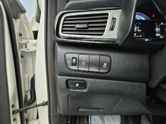 6081500170R18.jpg