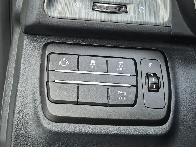6071001954R18.jpg