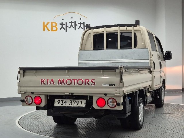 6061002525R3.jpg
