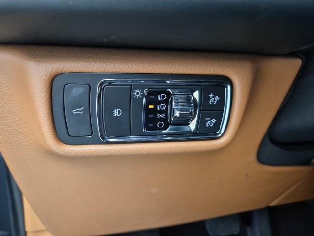 6071500237R18.jpg