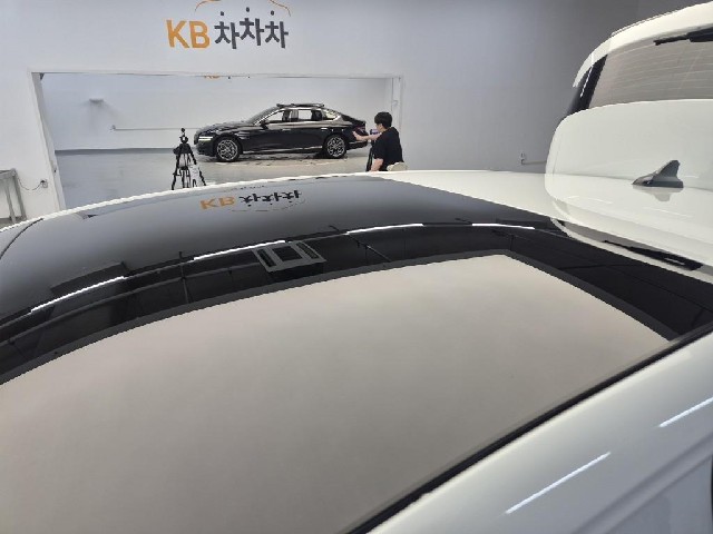 6081501168R13.jpg