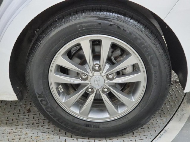 6081501256R20.jpg