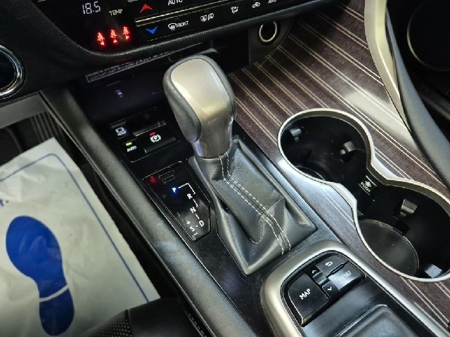 6081501084R8.jpg