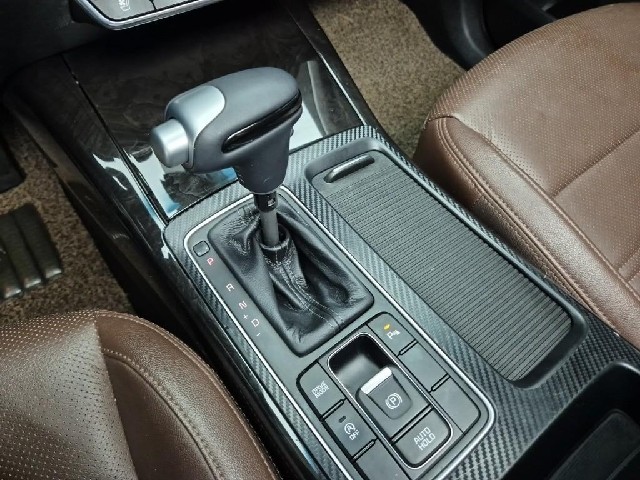6081501083R8.jpg