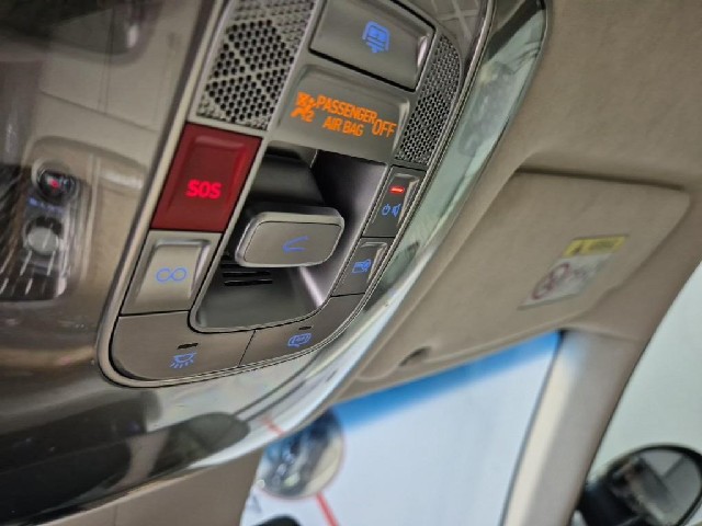 6061500843R18.jpg