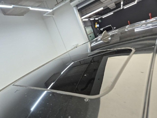 6061502236R13.jpg