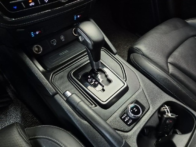 6061502287R8.jpg