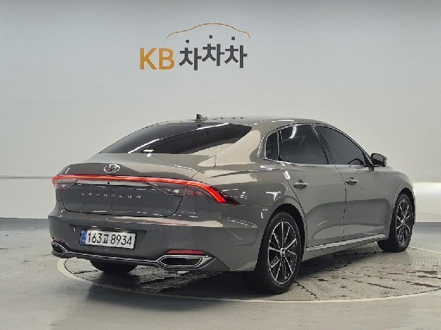 6061501177R3.jpg